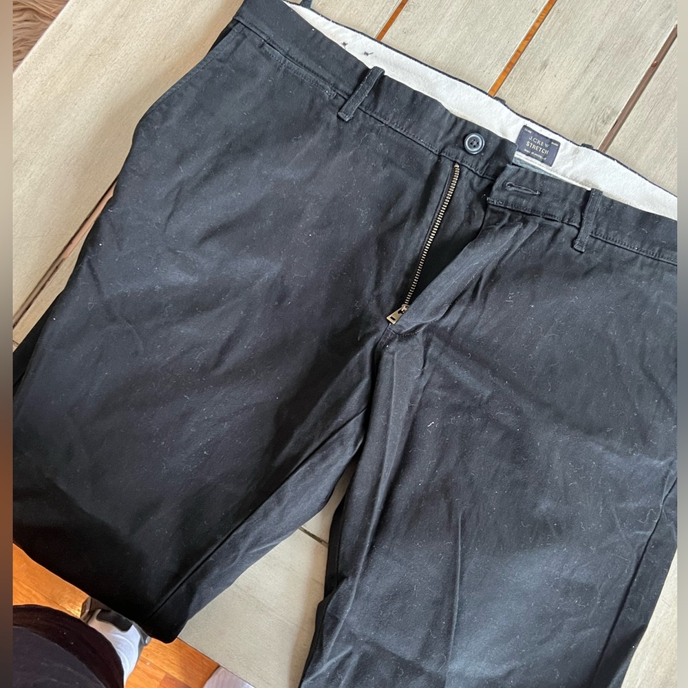 Men’s black chino